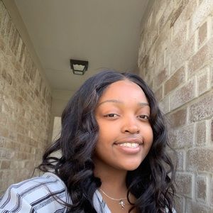 Meet your Posher, Dasha